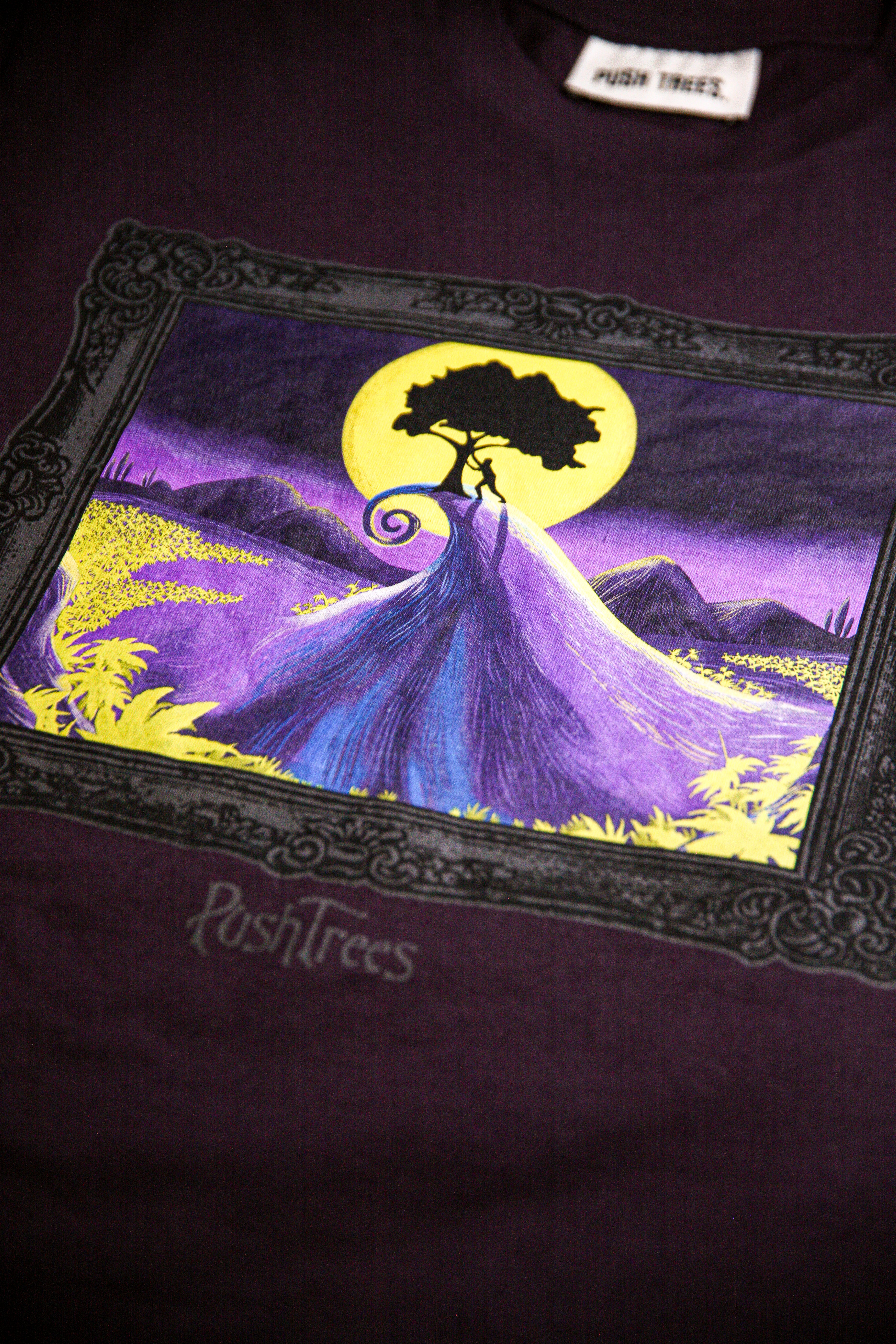 Nightmare Before Kushmas (Dark Purple)